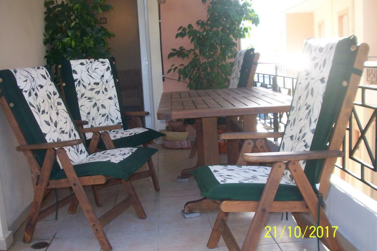 Quiet Spacious Apartment In نافبليو المظهر الخارجي الصورة