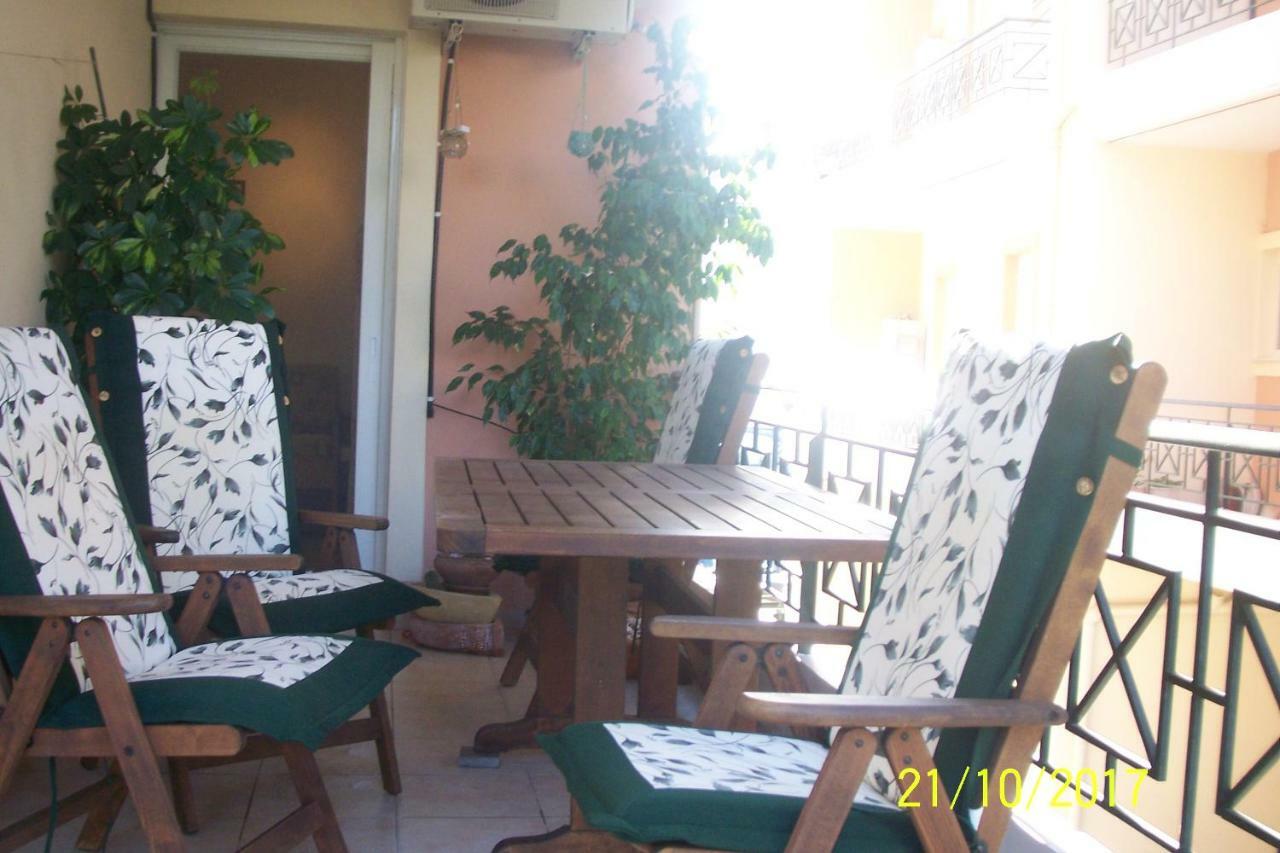 Quiet Spacious Apartment In نافبليو المظهر الخارجي الصورة
